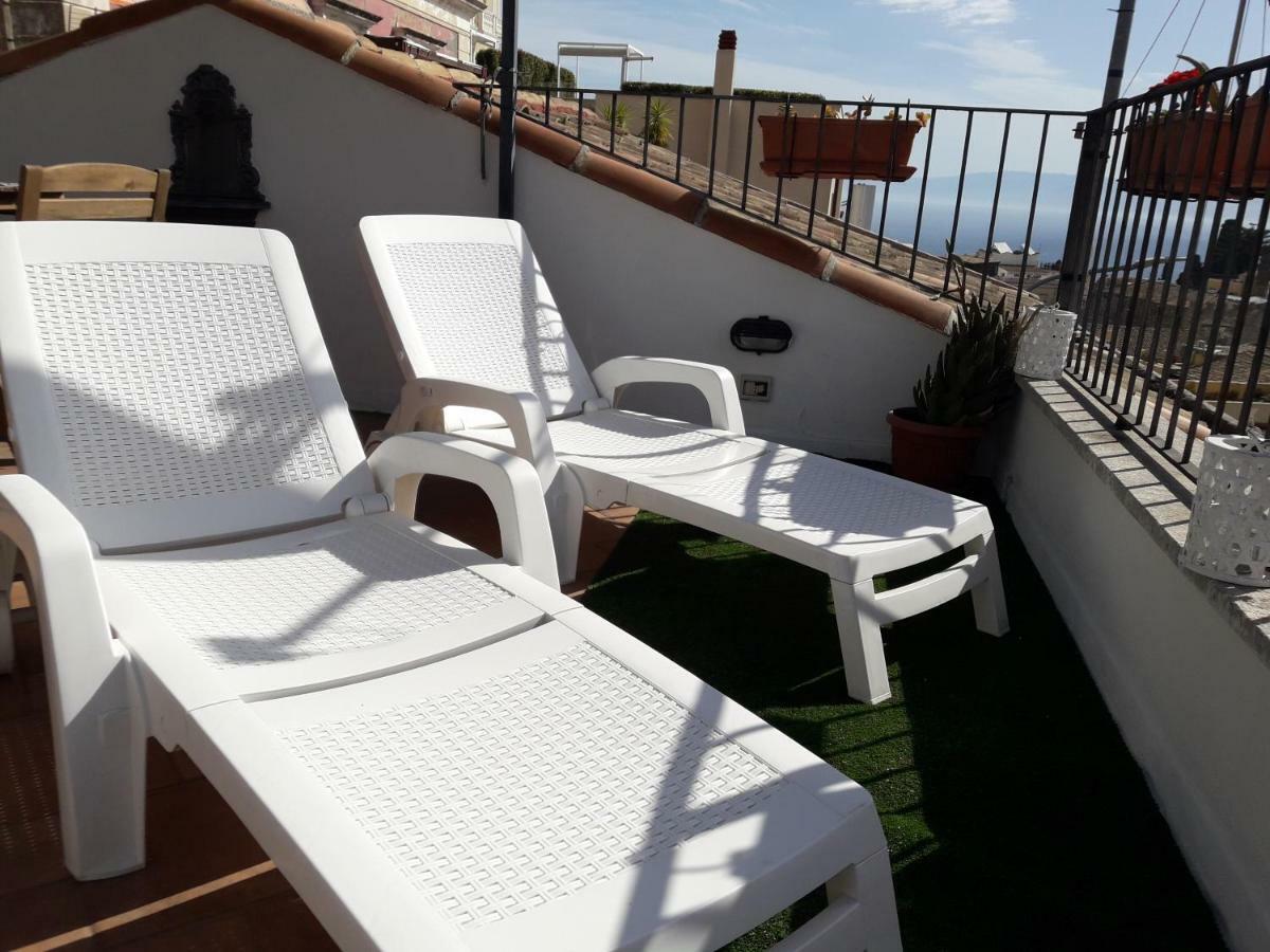 Casa Gio Apartment Taormina Bagian luar foto