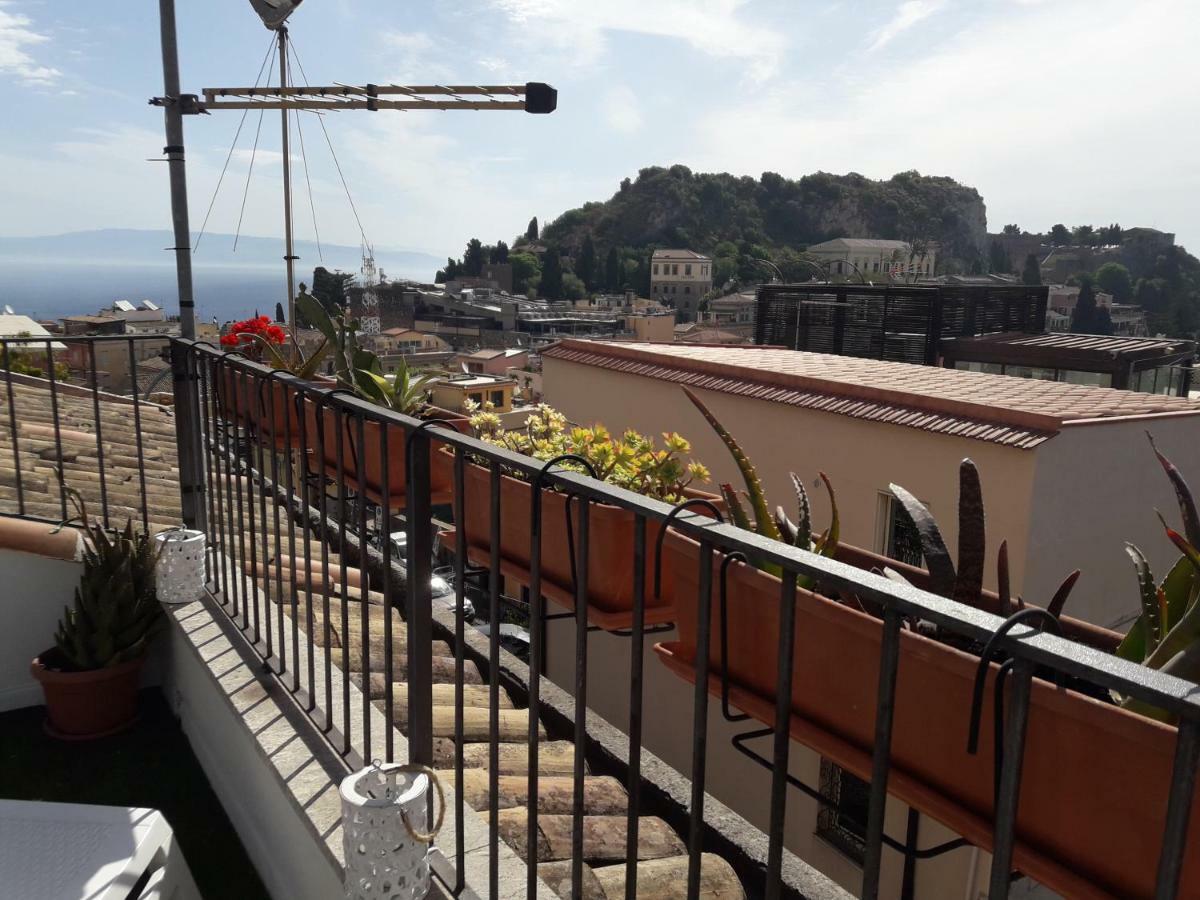 Casa Gio Apartment Taormina Bagian luar foto