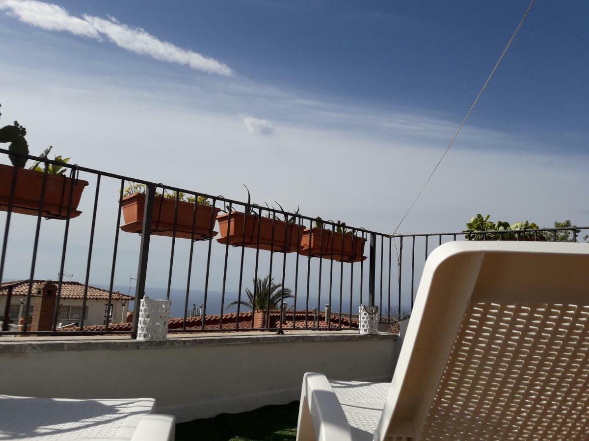 Casa Gio Apartment Taormina Bagian luar foto
