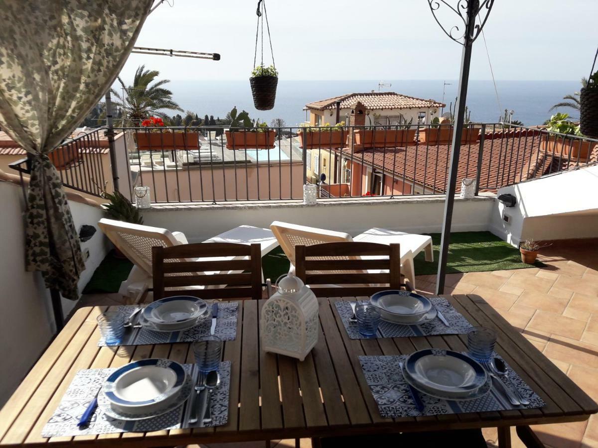 Casa Gio Apartment Taormina Bagian luar foto
